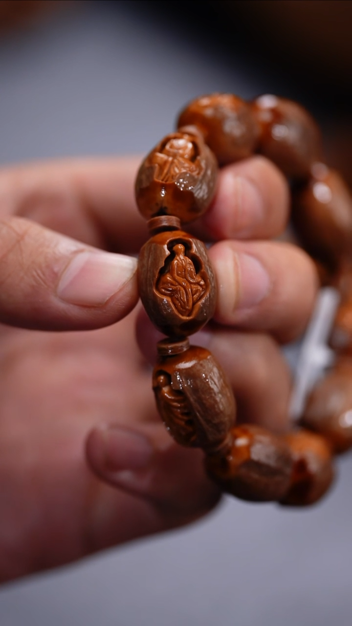 【闪购商品】橄榄核吊坠更厉害