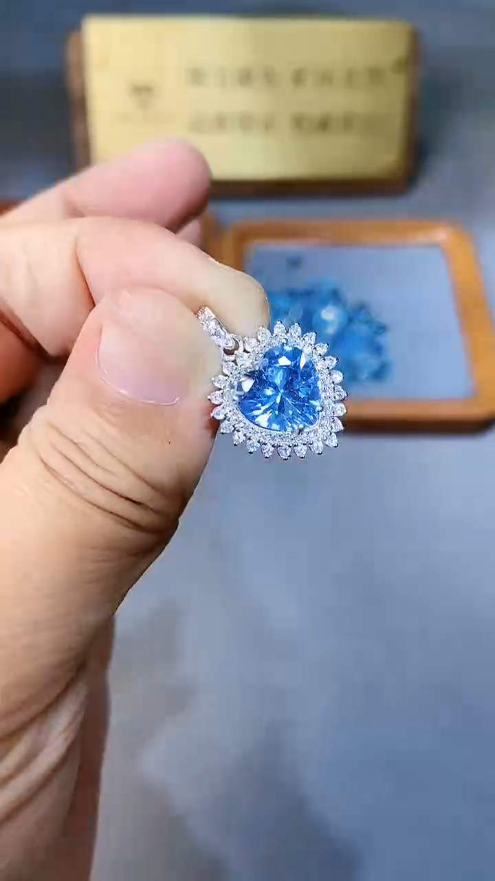 【闪购商品】海蓝宝石颈饰银S925镶嵌354