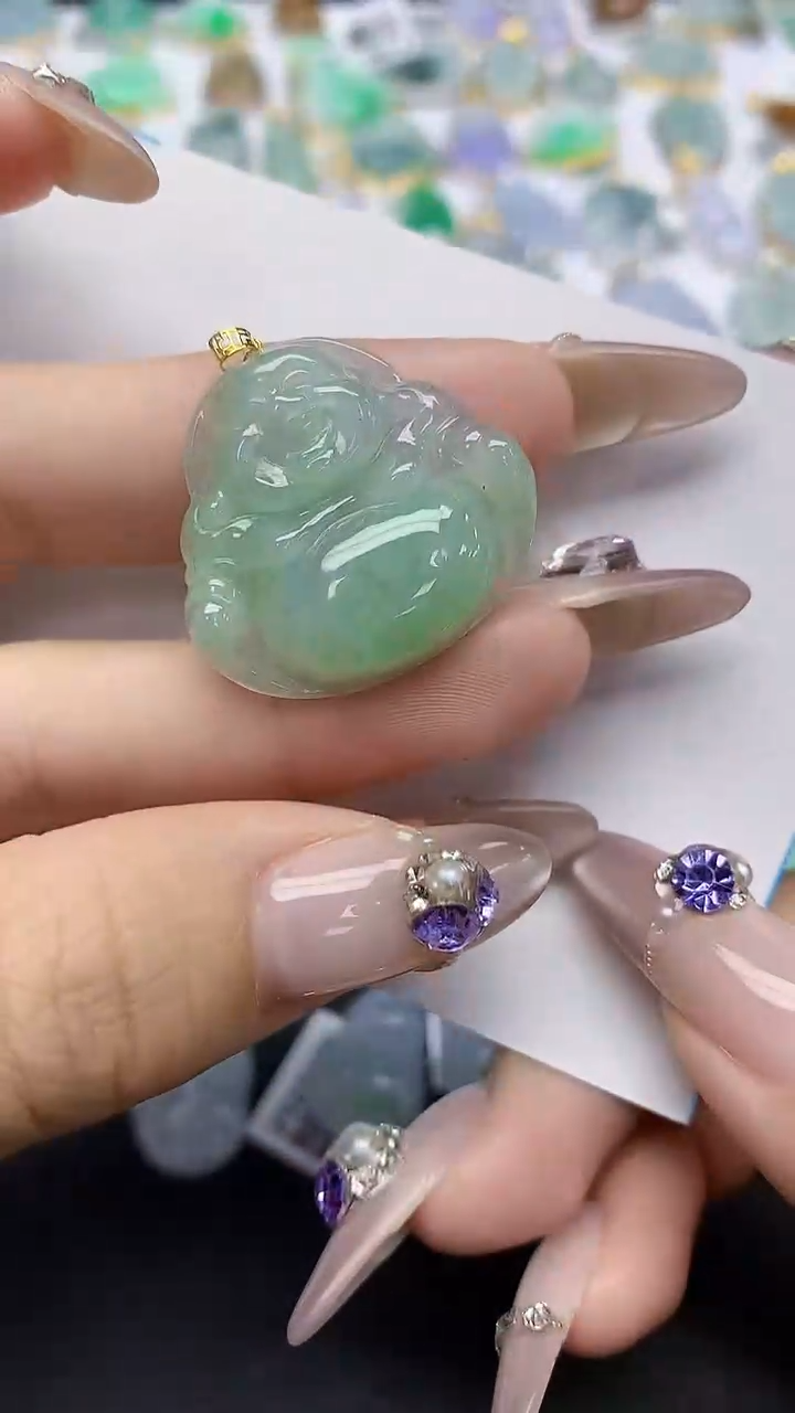 翡翠18K金镶嵌颈饰天然翡翠A货