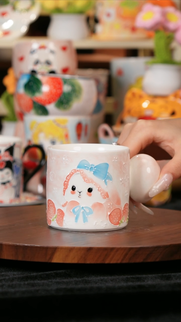 【闪购商品】景德镇手工手绘高温釉下彩陶瓷杯