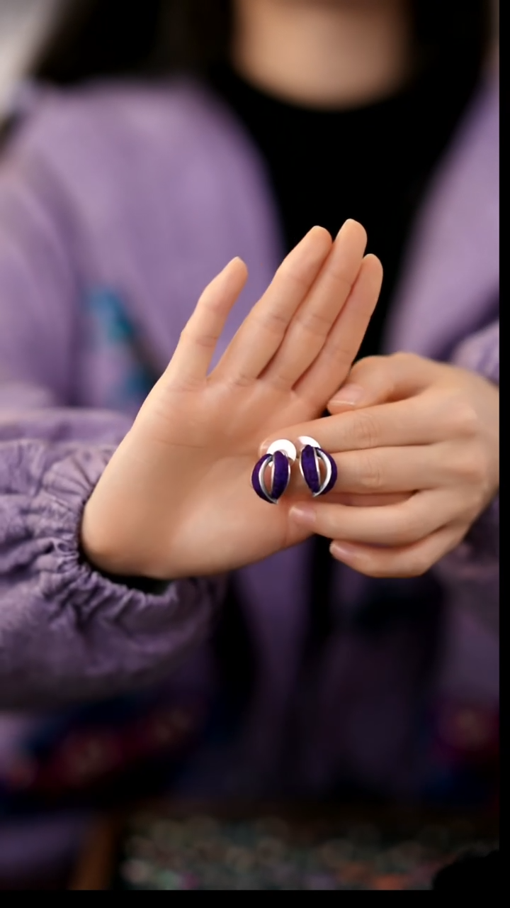 刺绣私人定制苗族手工Q715