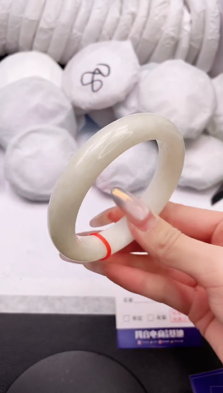 【闪购商品】和田玉手镯未镶嵌13K392-59