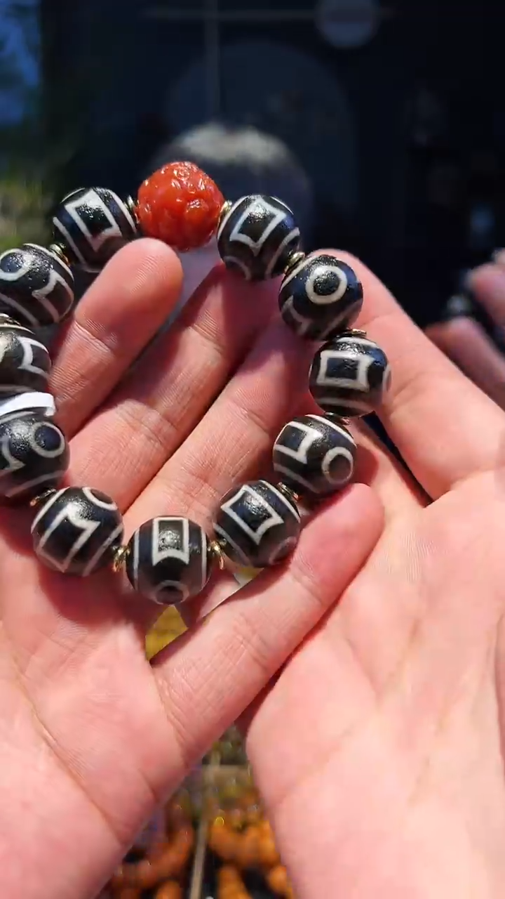 【闪购商品】玛瑙/玉髓手串未镶嵌单圈