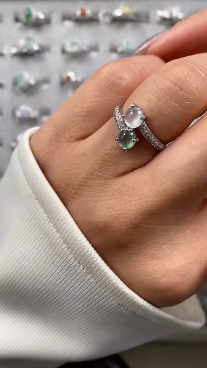 【闪购商品】翡翠戒指银S925镶嵌8237