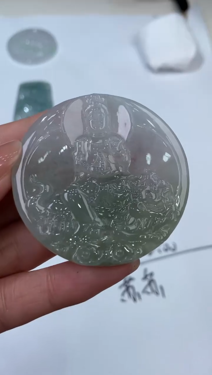 【闪购商品】翡翠未镶嵌颈饰2204225   