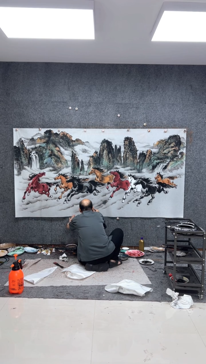 国画千里江山 八骏雄风 带收藏证书