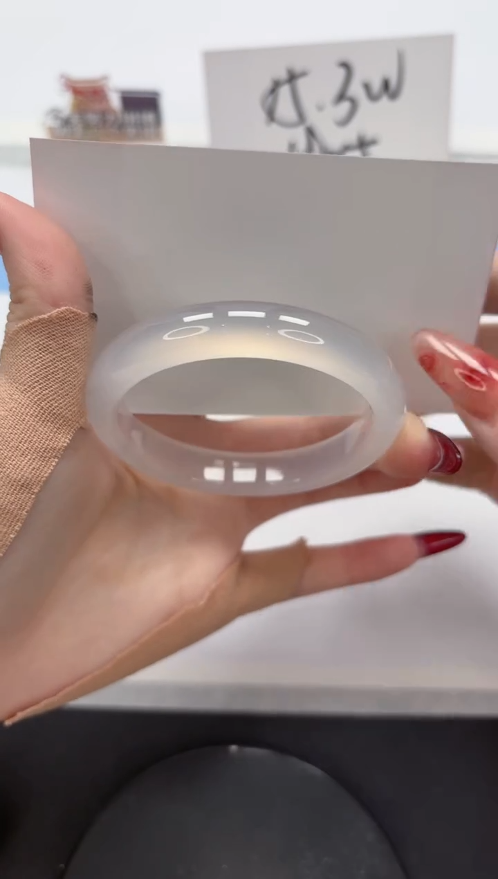 【闪购商品】石英质玉手镯未镶嵌A423-54.8