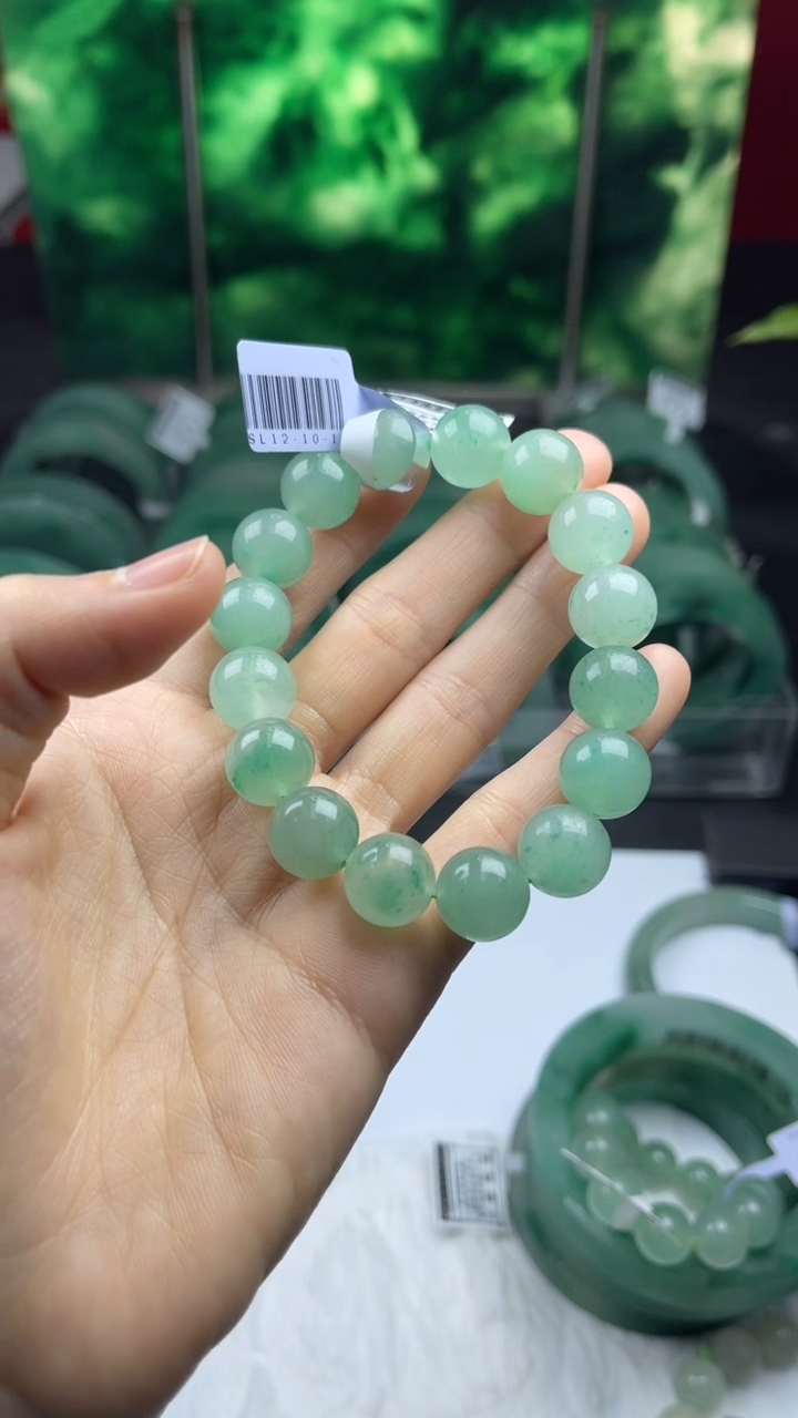 【闪购商品】石英质玉手串未镶嵌非洲翠珠串发一串