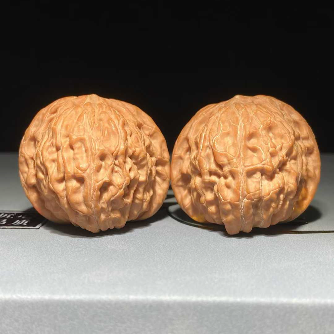 An105文玩核桃把件磨盘边39肚37高34