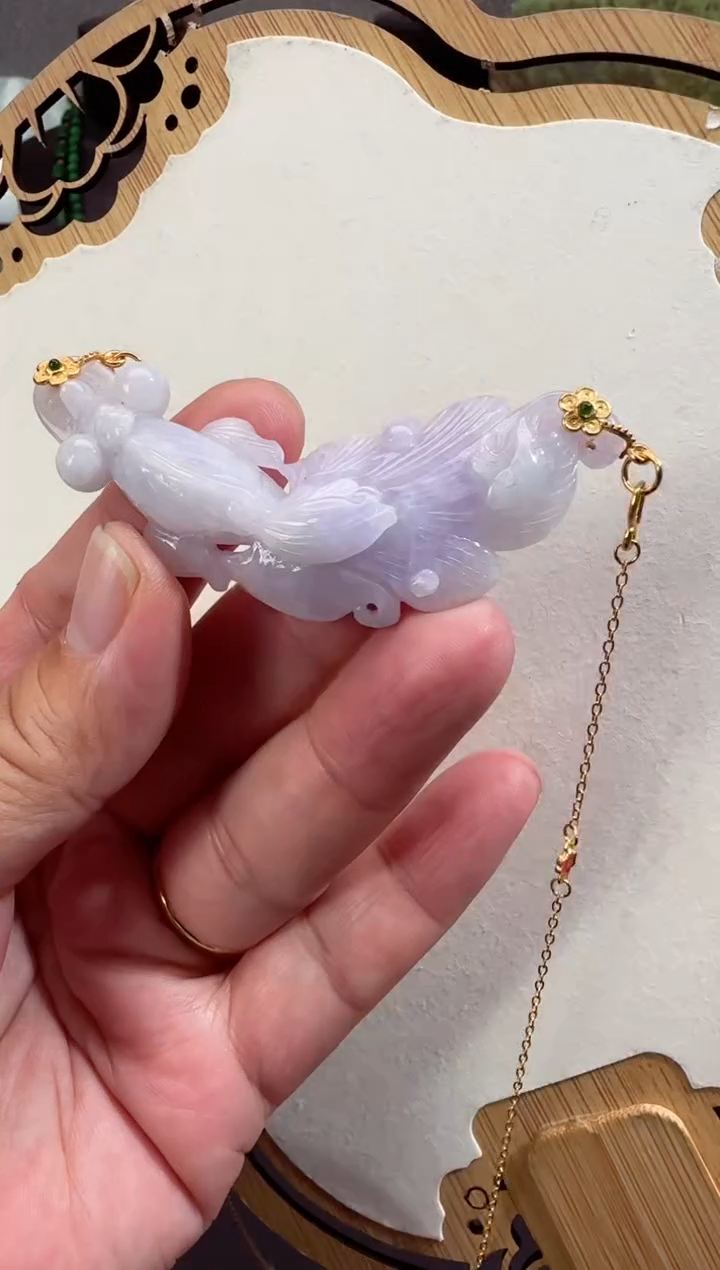 【闪购商品】翡翠颈饰未镶嵌牌子