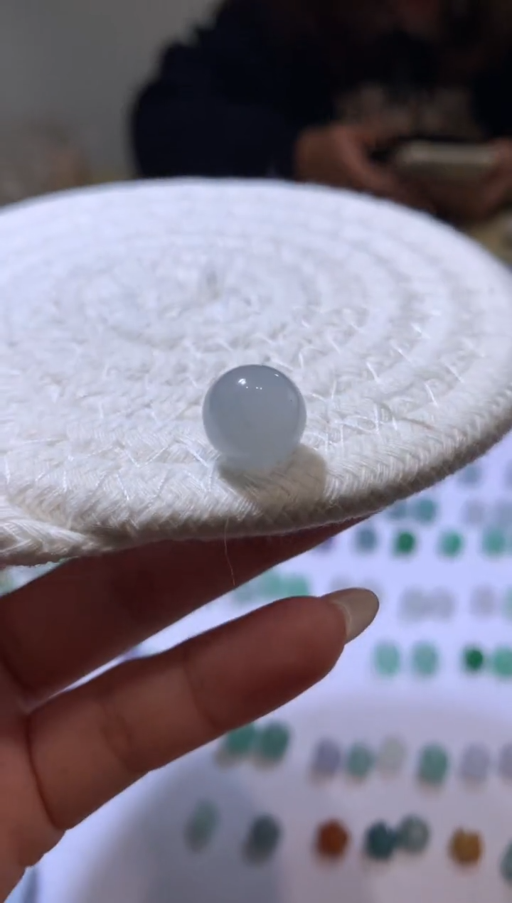 【闪购商品】定制翡翠未镶嵌12.1*珠子380+38