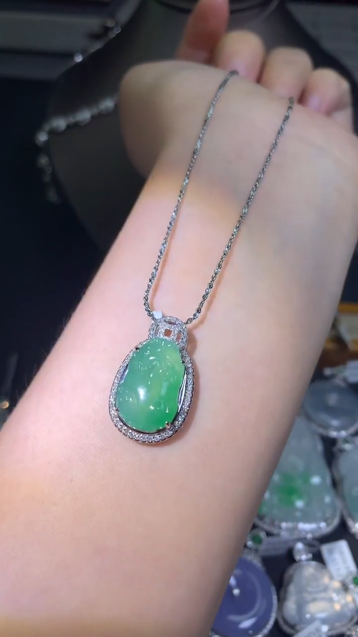 吊坠(不含链)18K金镶嵌翡翠吊坠