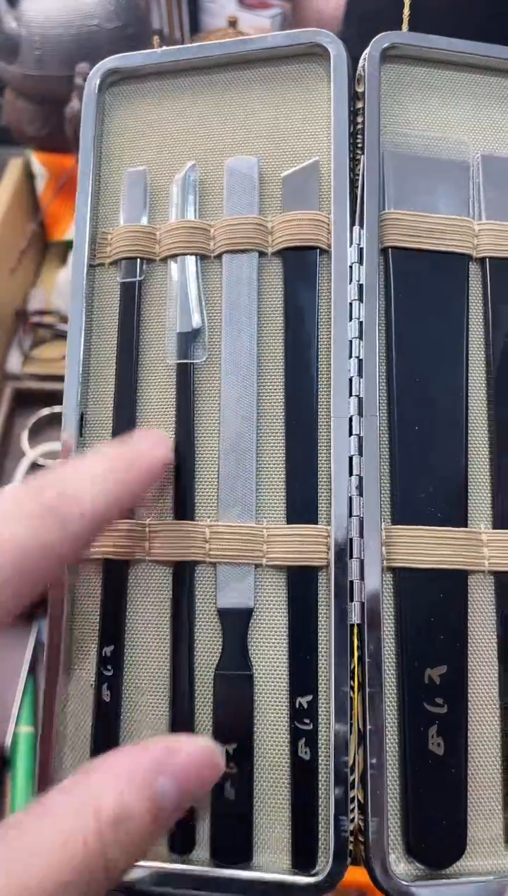 【闪购商品】瓷片新永华世家小舅子家208