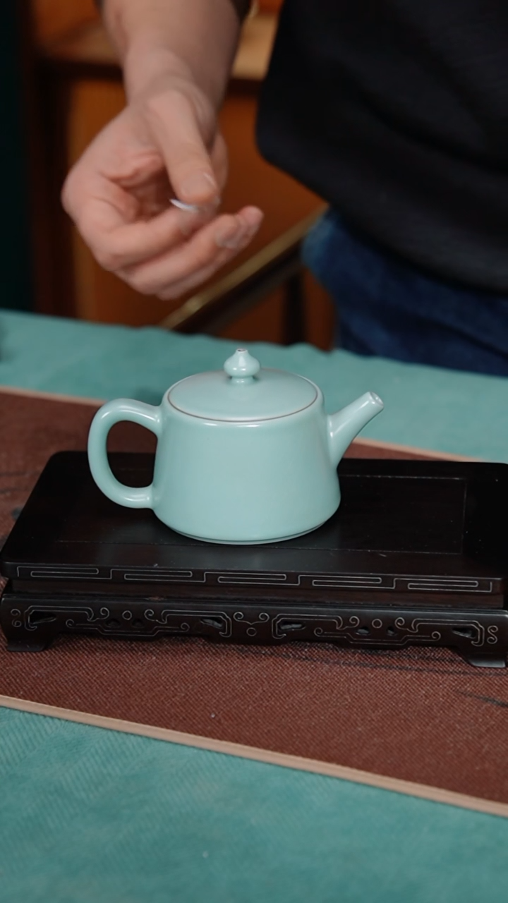 【闪购商品】179-2井栏壶（国奇 不完美）