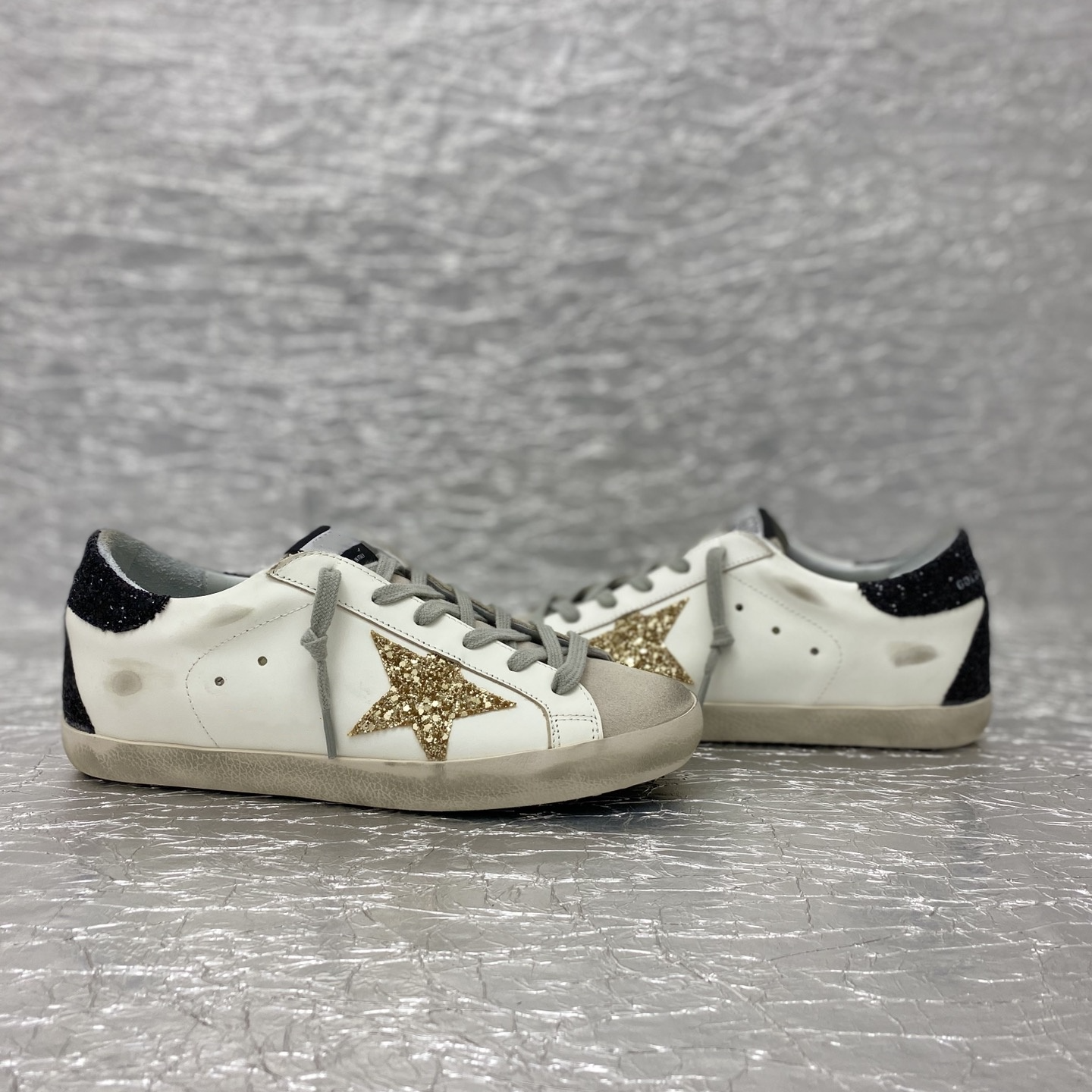 GENIUS GIRAFFE金星黑亮片尾复古做旧小脏鞋女内增高休闲小白鞋潮