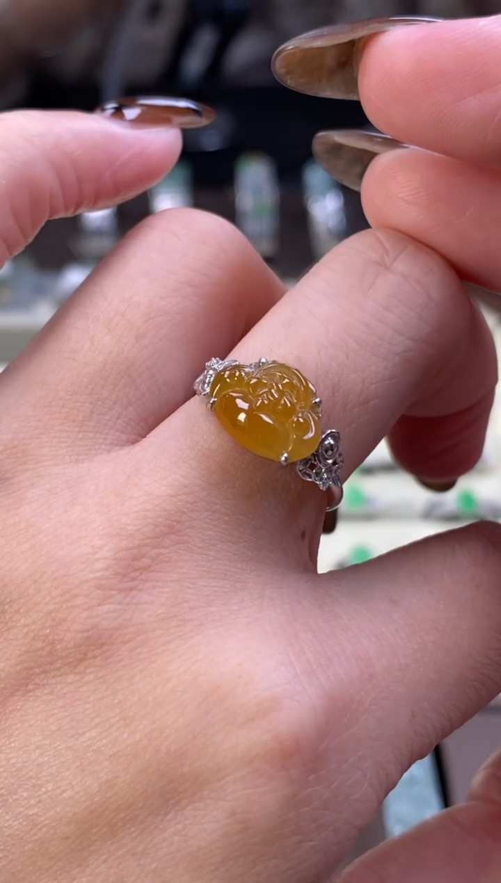 颈饰18K金镶嵌翡翠12597