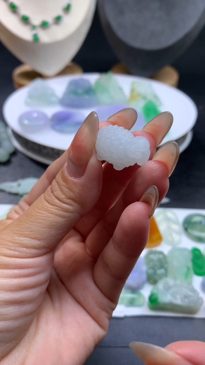【闪购商品】定制翡翠未镶嵌翡翠