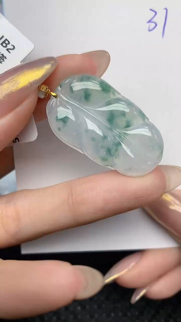 【闪购商品】翡翠颈饰18K金镶嵌天然翡翠a货