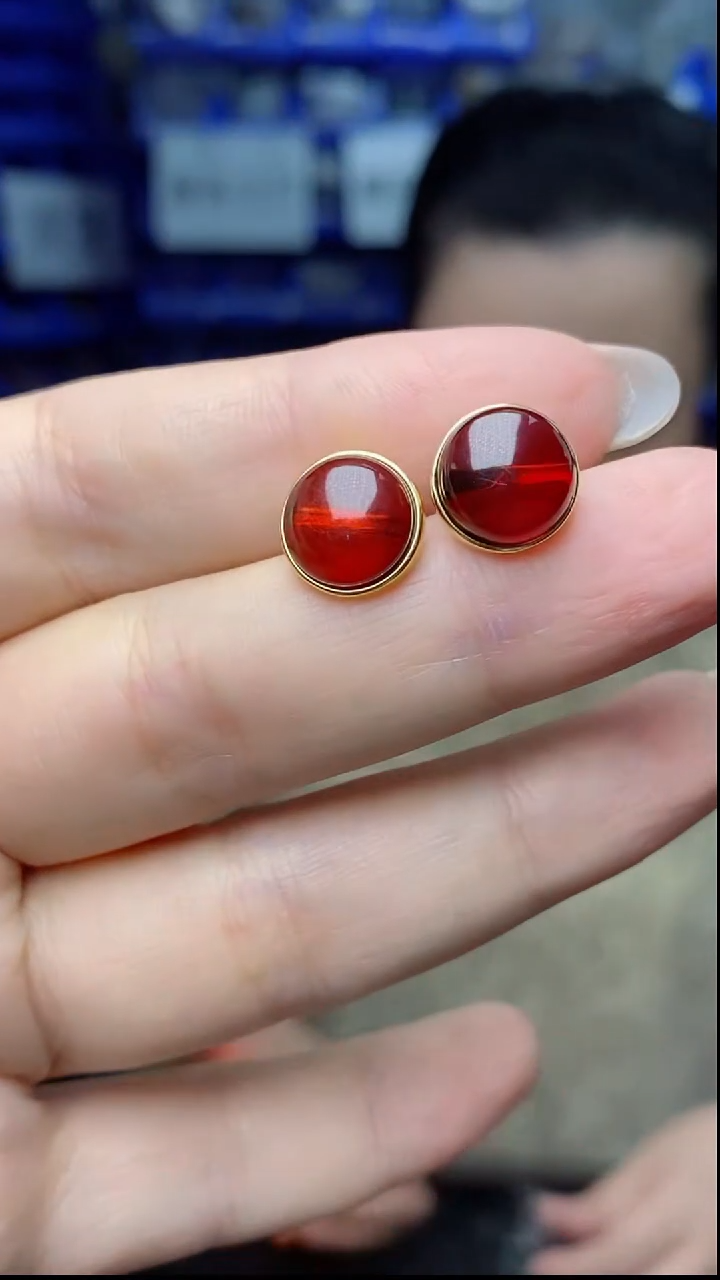 血珀银S925镶嵌耳饰EZ5130