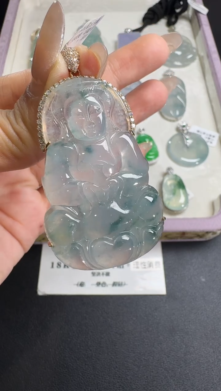【闪购商品】翡翠吊坠(不含链)18K金镶嵌【源头工厂】钻石镶嵌