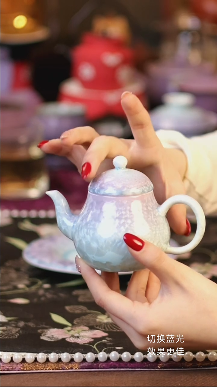 景德镇结晶釉紫青梨形壶