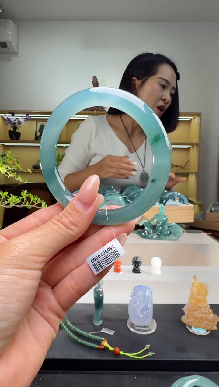 未镶嵌手镯翡翠59圈