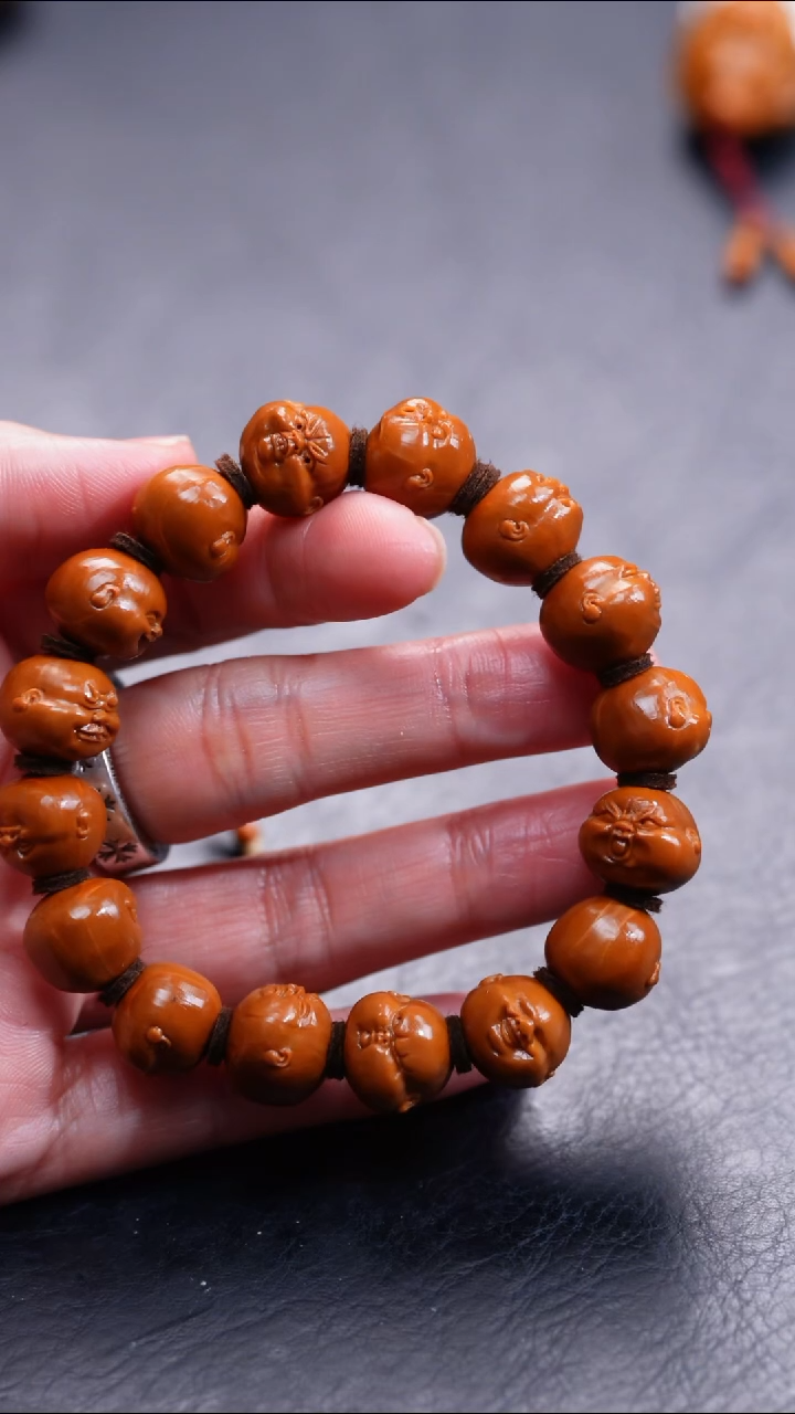 【闪购商品】橄榄核吊坠橄榄核