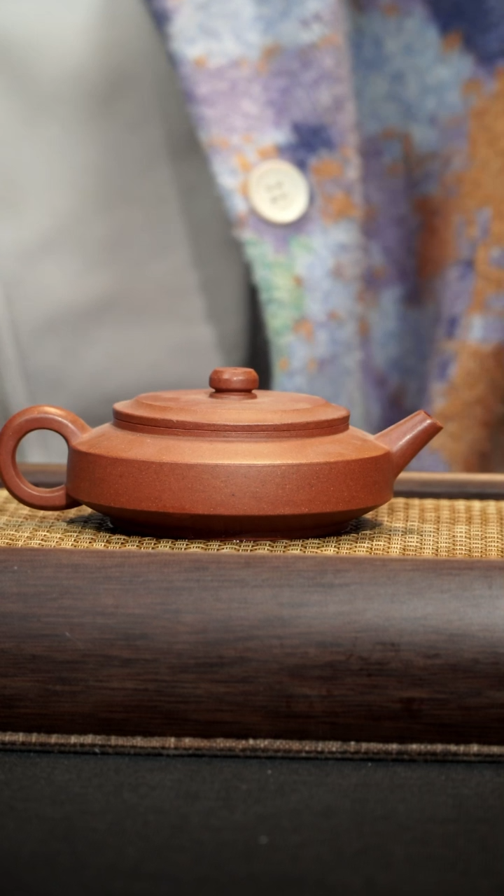【闪购商品】紫砂茶壶福利款仲芳周盘降坡泥