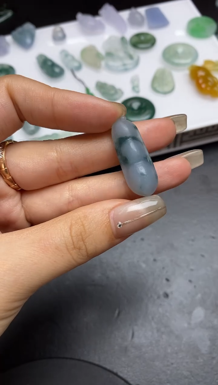 【闪购商品】定制翡翠未镶嵌翡翠毛货~