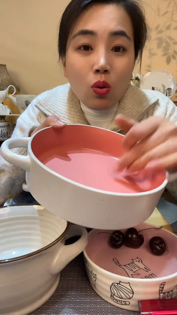 【闪购商品】瓷片7英寸双耳碗 微瑕介意勿拍