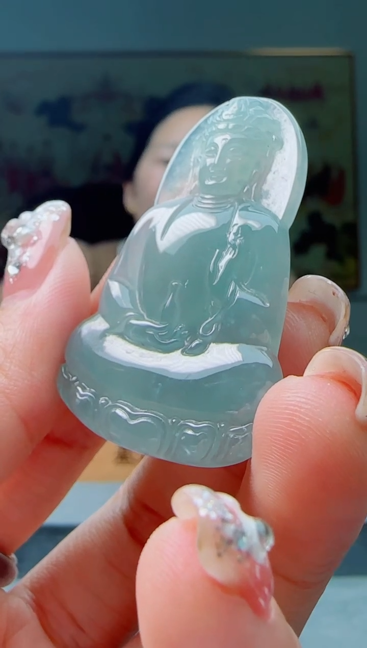 【闪购商品】翡翠颈饰未镶嵌素衣多样性随机一件发货