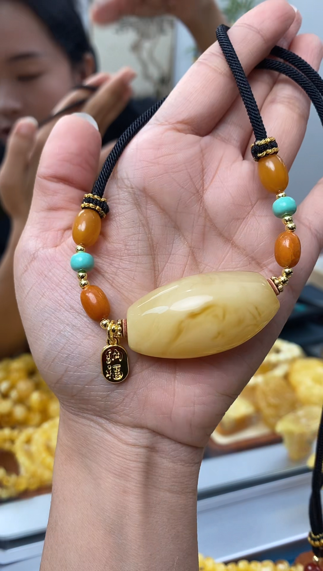 【闪购商品】琥珀裸石未镶嵌天然琥珀蜜蜡马蹄珠