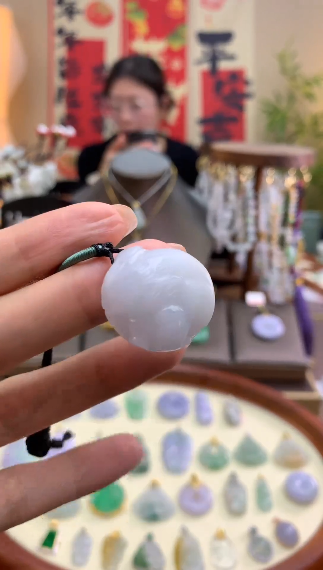 【闪购商品】翡翠颈饰未镶嵌九尾狐