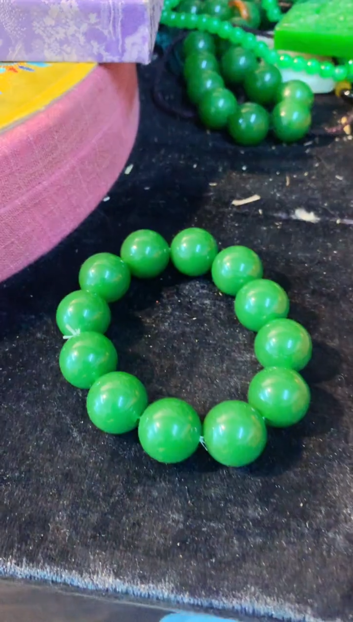 和田玉未镶嵌把件主播推荐主播推荐