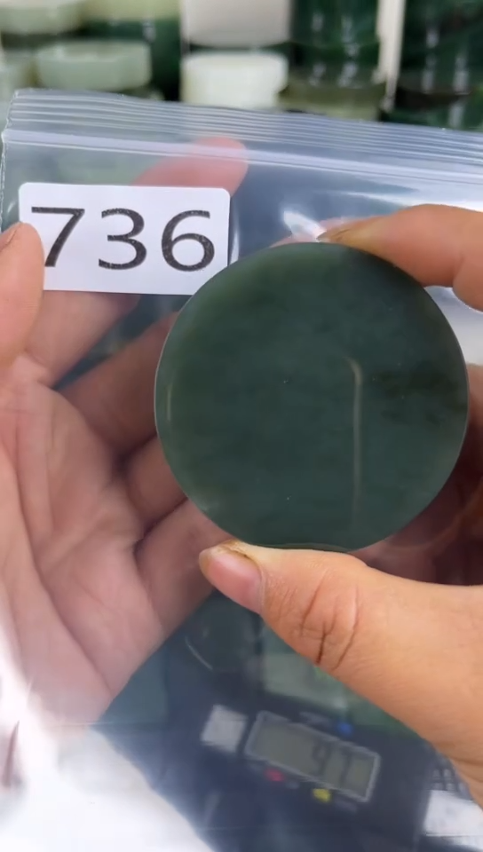 和田玉未镶嵌珠宝半成品镯芯