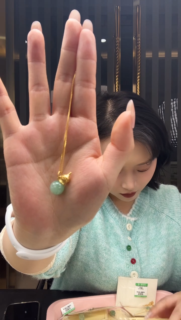 未镶嵌手镯石英质玉9