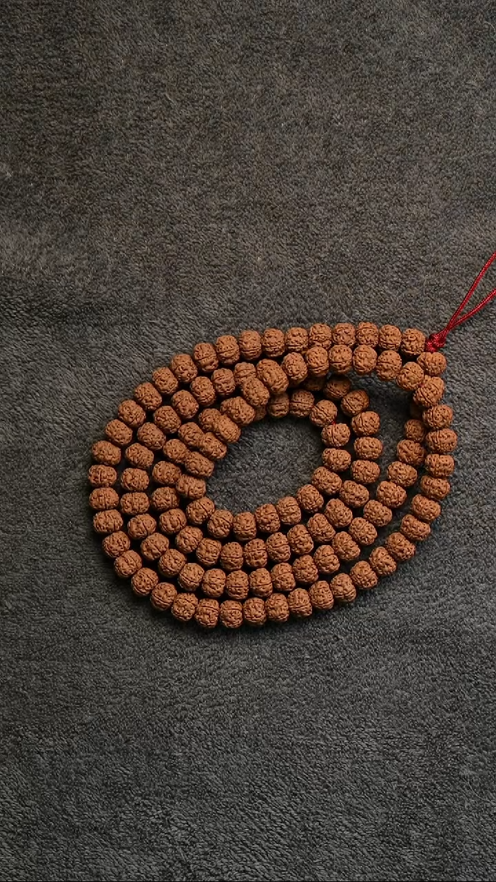 手串金刚菩提平细108 9mm