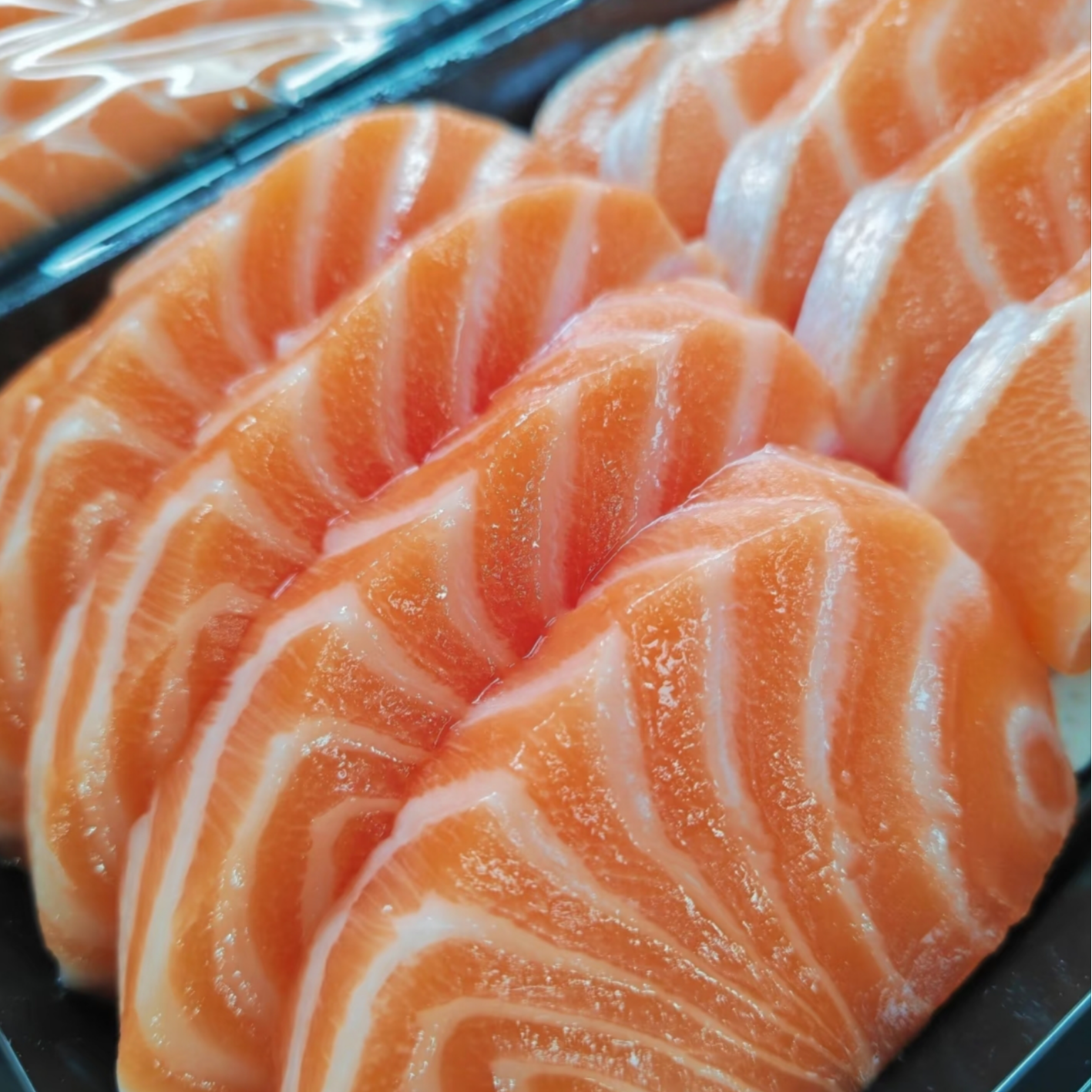 冰岛三文鱼顺丰冷链精修切片到家气调锁鲜包装三文鱼三旬甄选