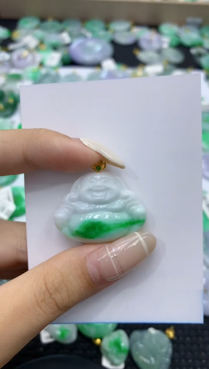 颈饰18K金镶嵌翡翠天然缅甸翡翠A货
