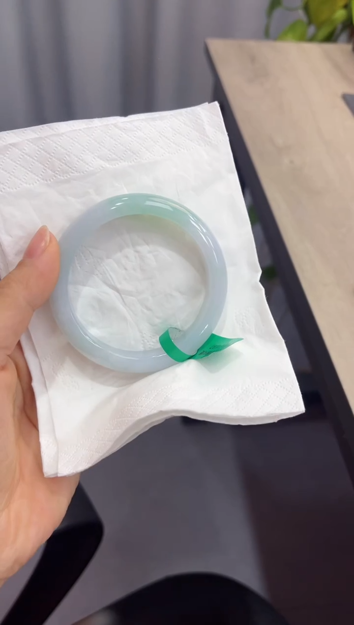 【闪购商品】翡翠手镯未镶嵌00004599