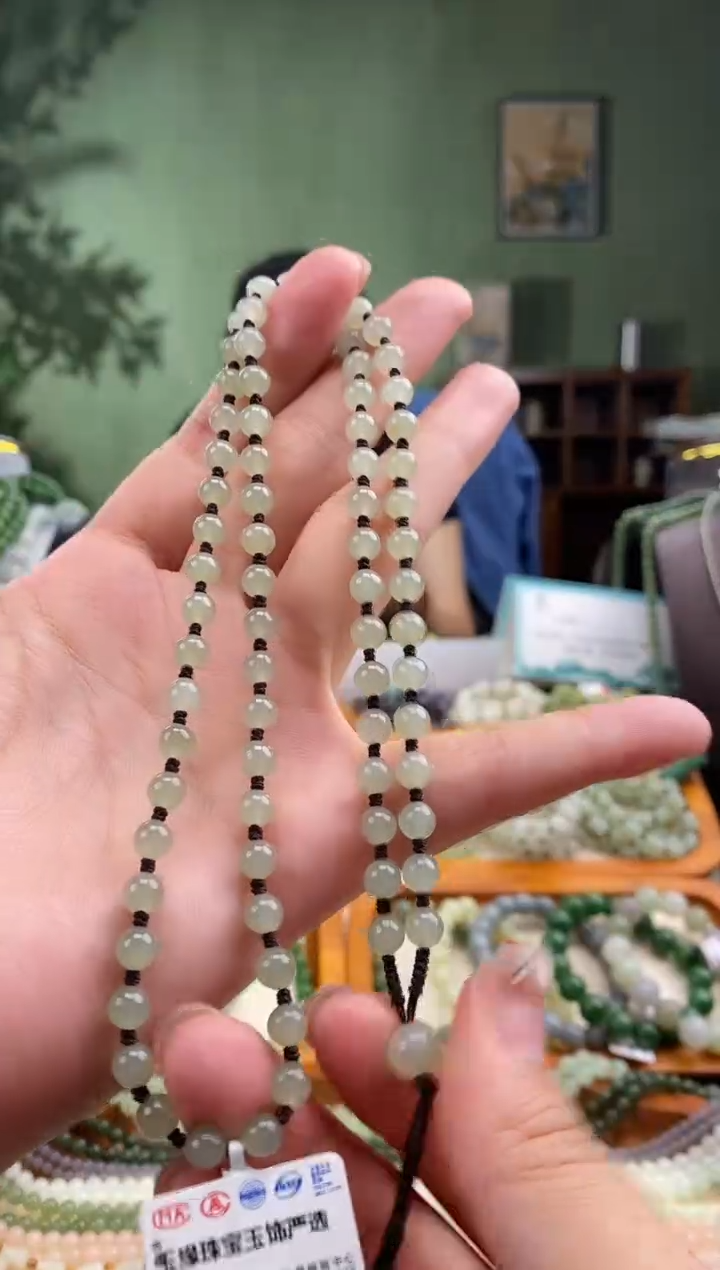 颈饰未镶嵌和田玉和田玉项链挂绳