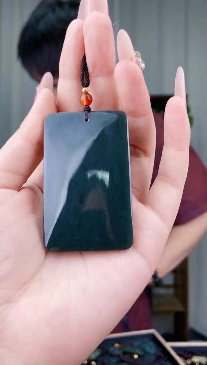 和田玉未镶嵌挂件拍一发一，多样性发货