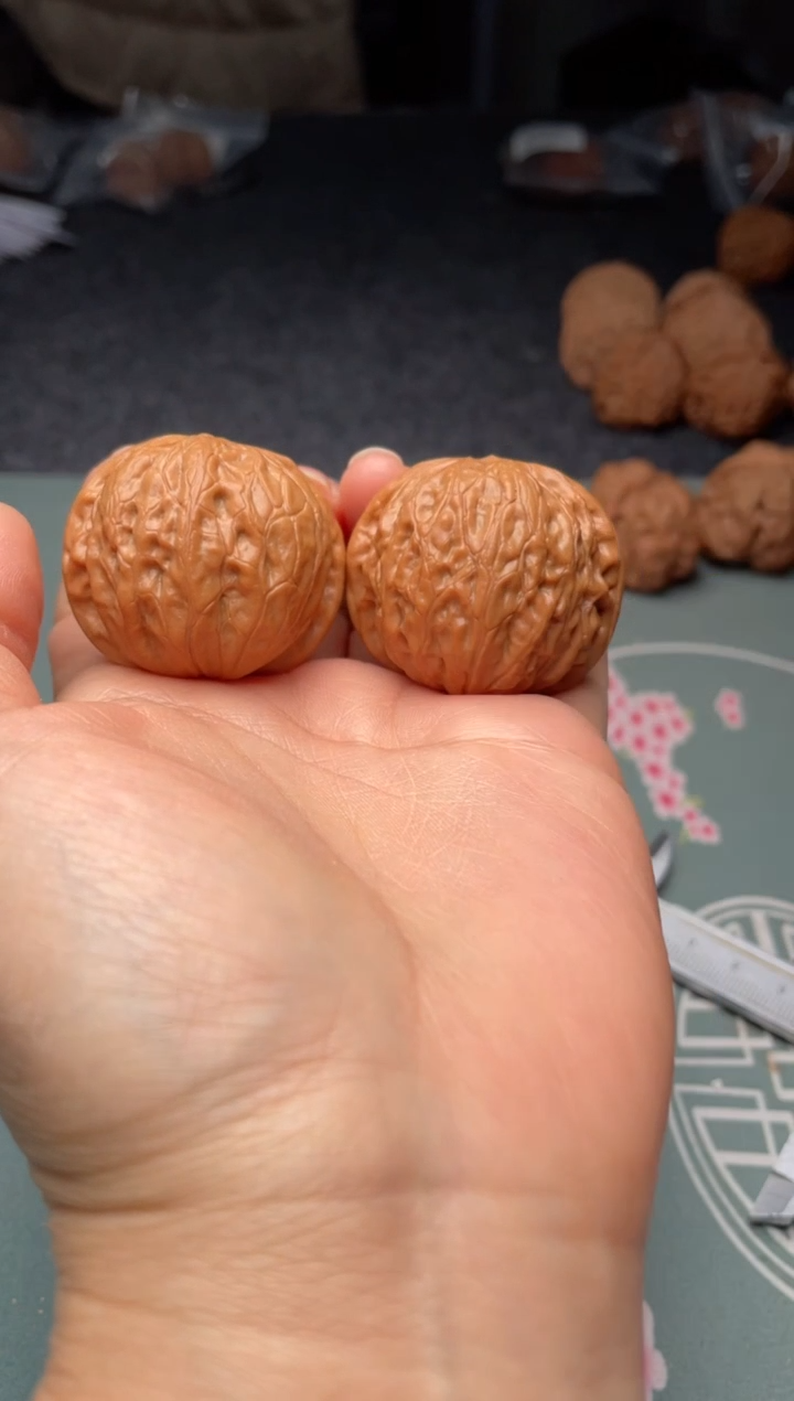 把件文玩核桃w89   铁锤    40尺