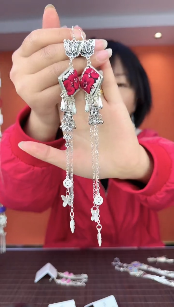 【闪购商品】织绣非遗手工刺绣耳环