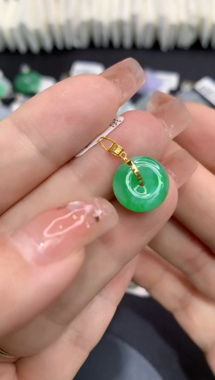 吊坠(不含链)18K金镶嵌翡翠11111111111111