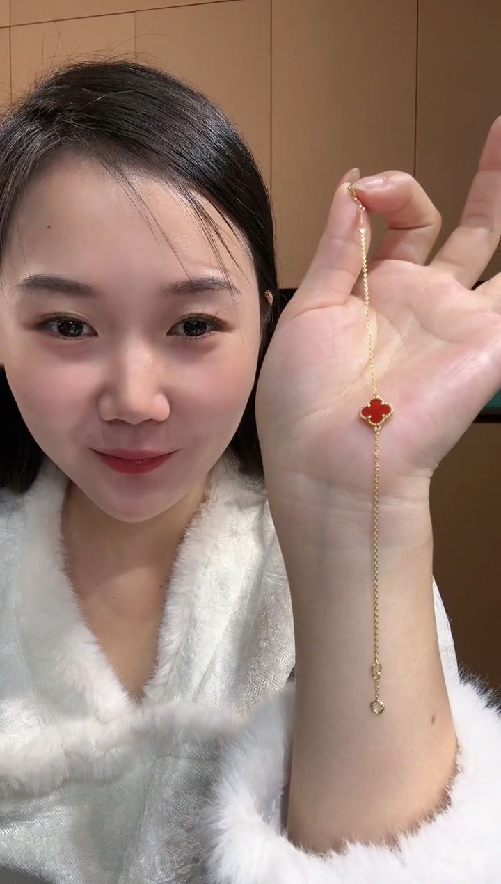 【闪购商品】玛瑙/玉髓手链18K金镶嵌红色k黄，小号单花手链GHJ