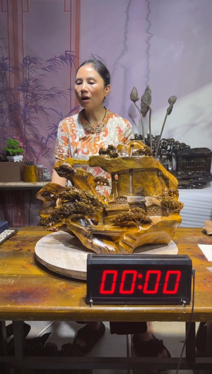 金丝楠@****娃金丝楠木雕刻摆件