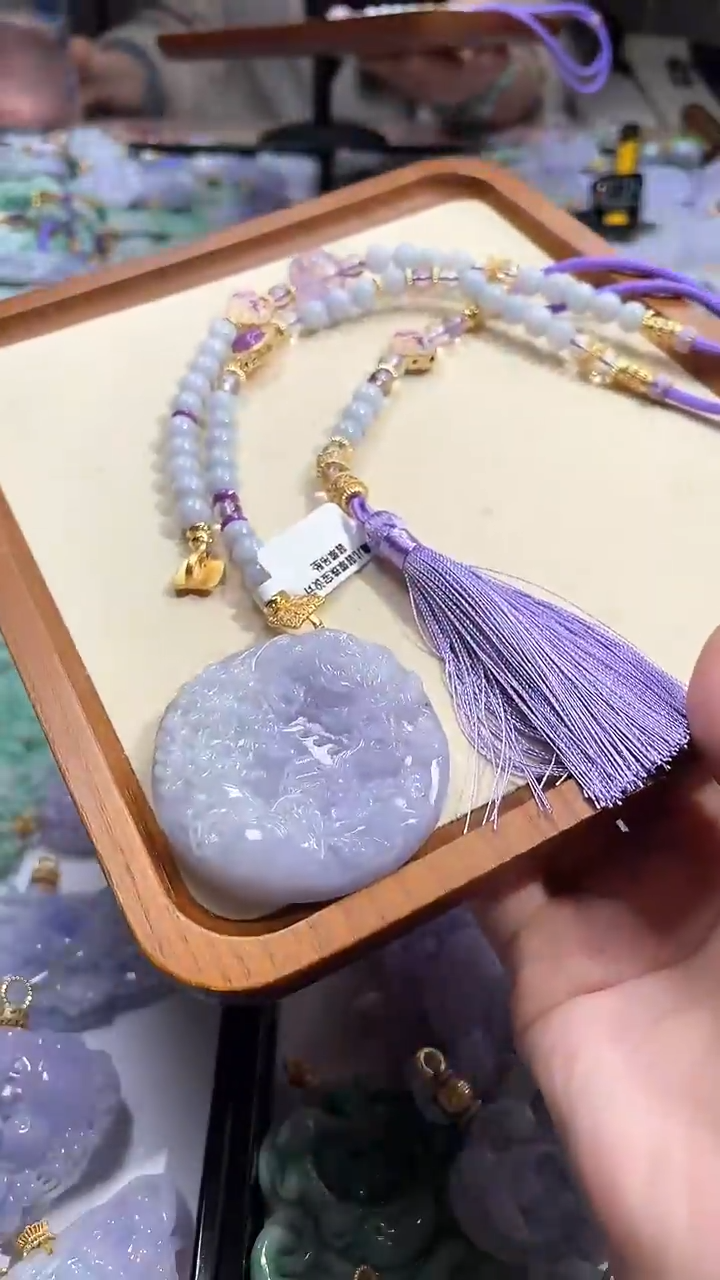 【闪购商品】翡翠颈饰未镶嵌吊坠