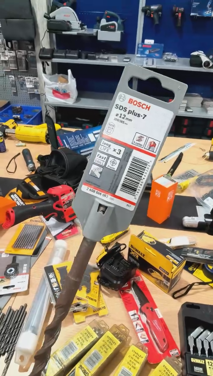 四坑钻头SDS-plus X5L12*300(365)mm