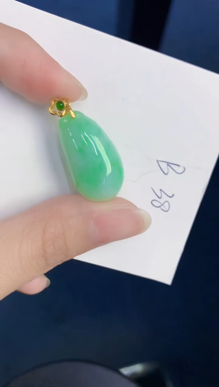 颈饰未镶嵌翡翠天然翡翠缅甸A货